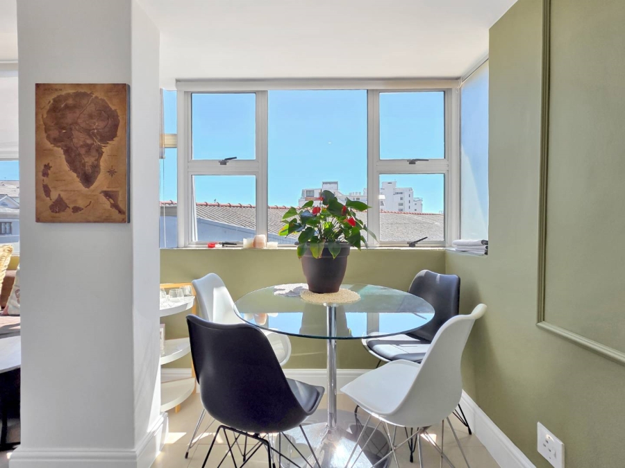 To Let 2 Bedroom Property for Rent in Sea Point Western Cape